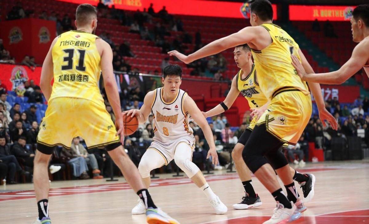 九游娱乐入口-山西男篮击败对手，获得了比赛的胜利